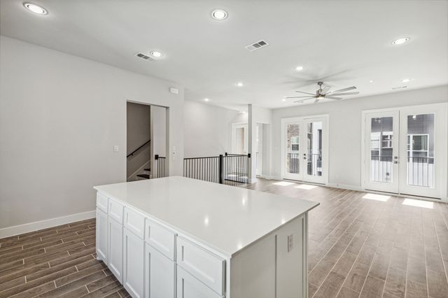 2534 Carmelita Street, Dallas, TX 75212