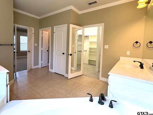 121 Hook Norton Ln., Whitehouse, TX 75791