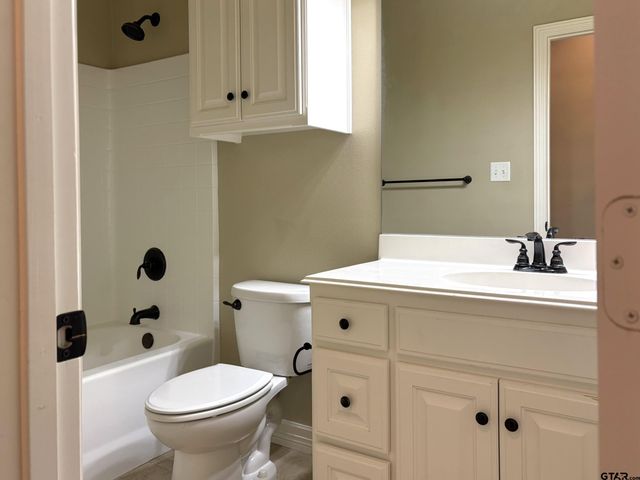 121 Hook Norton Ln., Whitehouse, TX 75791