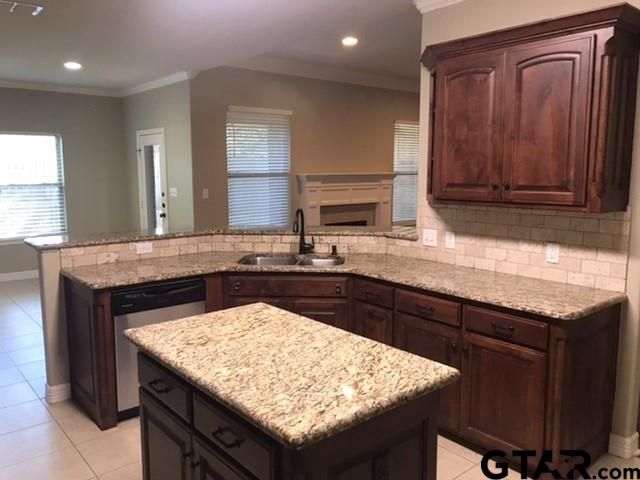 121 Hook Norton Ln., Whitehouse, TX 75791