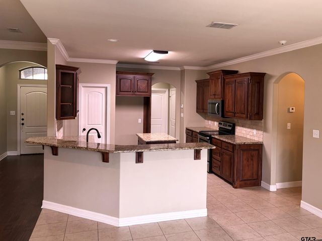 121 Hook Norton Ln., Whitehouse, TX 75791