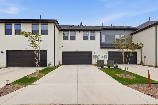 4734 Smokey Quartz Lane, Arlington, TX 76005