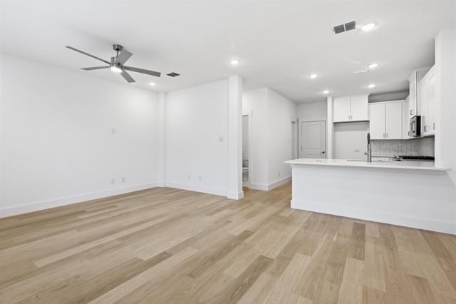 4734 Smokey Quartz Lane, Arlington, TX 76005