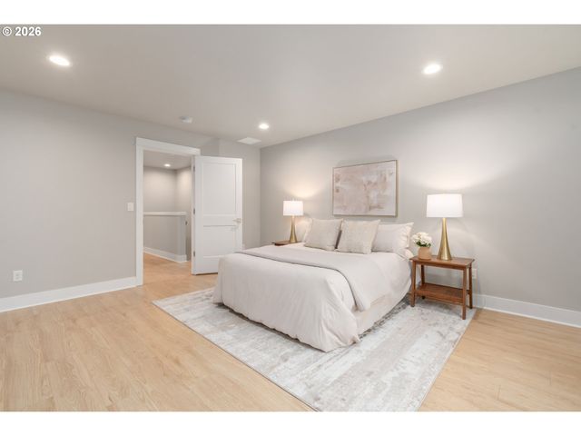 3558 NESTUCCA Loop, Eugene, OR 97408