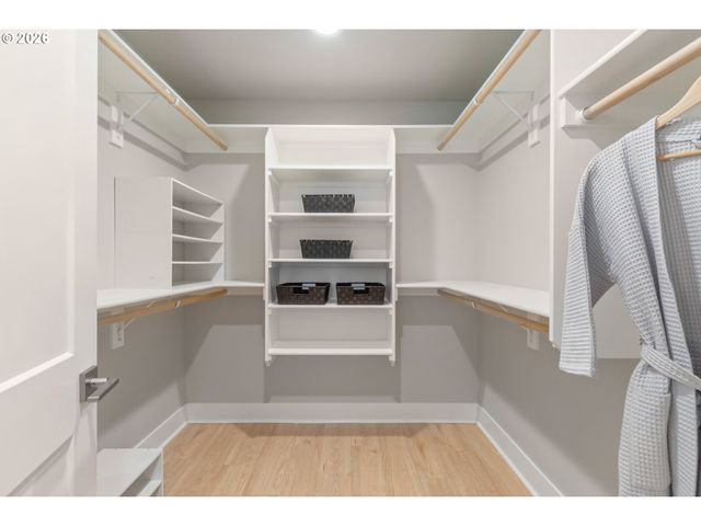 3558 NESTUCCA Loop, Eugene, OR 97408