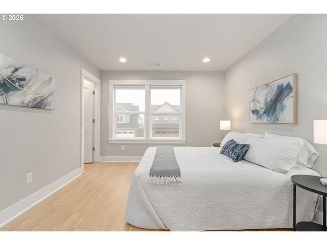 3558 NESTUCCA Loop, Eugene, OR 97408