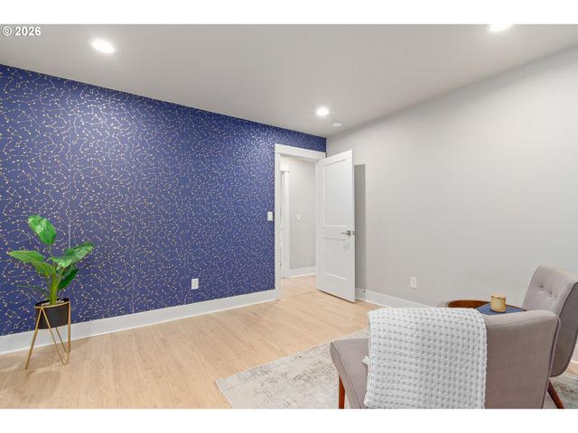 3558 NESTUCCA Loop, Eugene, OR 97408