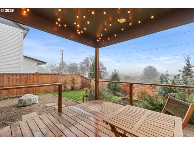 3558 NESTUCCA Loop, Eugene, OR 97408