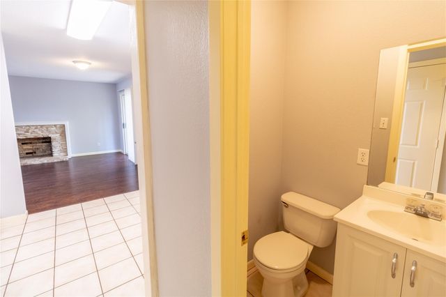 5111 Creekline DR, Austin, TX 78745