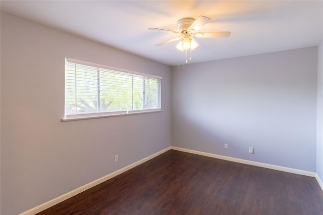 5111 Creekline DR, Austin, TX 78745