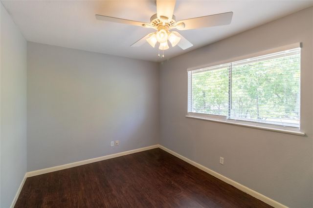 5111 Creekline DR, Austin, TX 78745