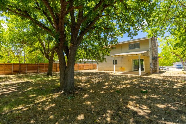 5111 Creekline DR, Austin, TX 78745