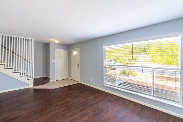 5111 Creekline DR, Austin, TX 78745