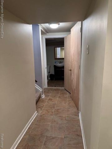 7 Hampton Towne Street 7, Southfield, MI 48075