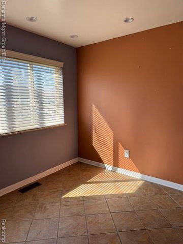 7 Hampton Towne Street 7, Southfield, MI 48075