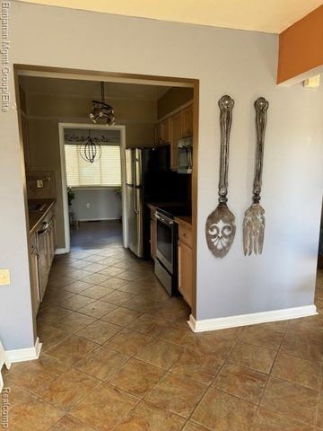 7 Hampton Towne Street 7, Southfield, MI 48075