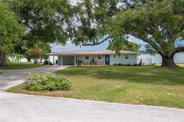 21 LAKE AVENUE, Winter Haven, FL 33880