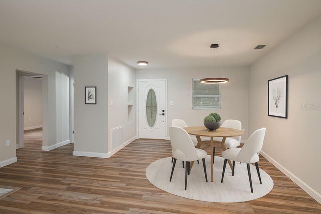 21 LAKE AVENUE, Winter Haven, FL 33880