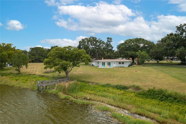 21 LAKE AVENUE, Winter Haven, FL 33880