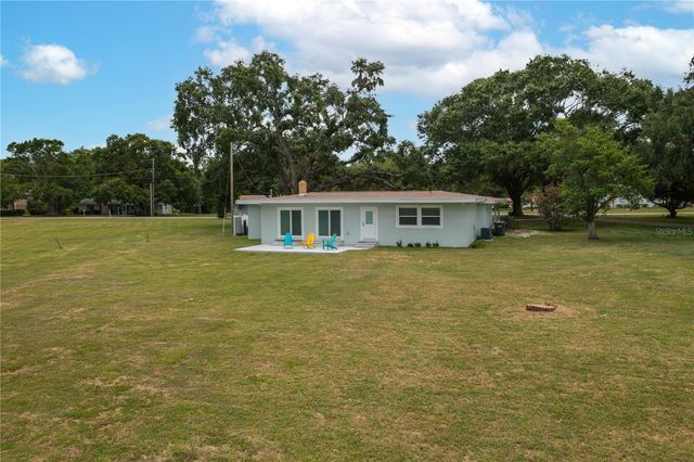 21 LAKE AVENUE, Winter Haven, FL 33880