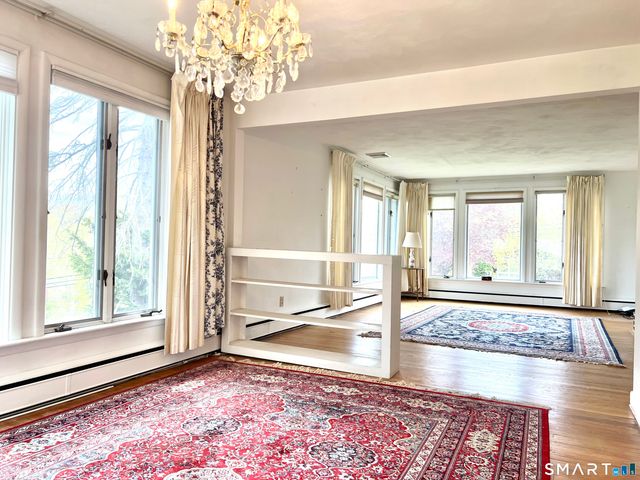 37 Skyline Drive, Farmington, CT 06032