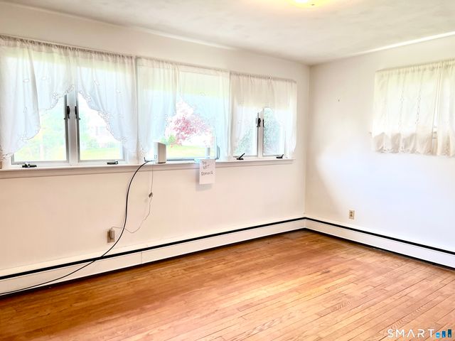 37 Skyline Drive, Farmington, CT 06032