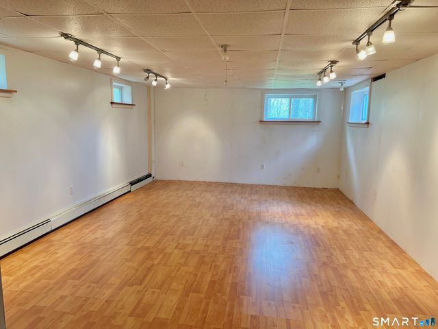 37 Skyline Drive, Farmington, CT 06032