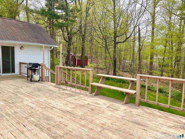 37 Skyline Drive, Farmington, CT 06032