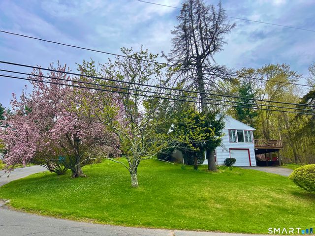 37 Skyline Drive, Farmington, CT 06032