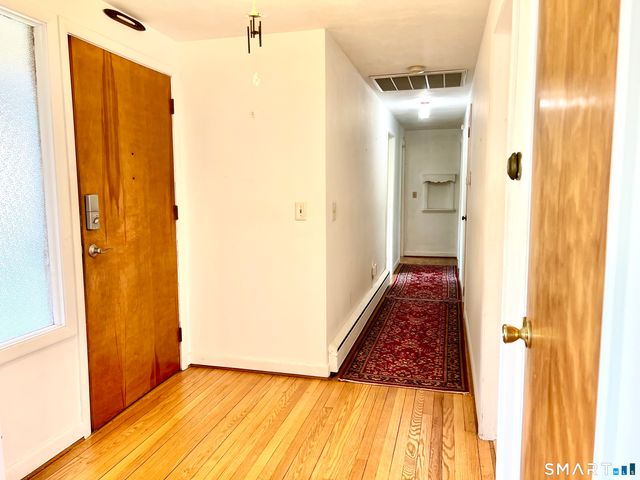 37 Skyline Drive, Farmington, CT 06032