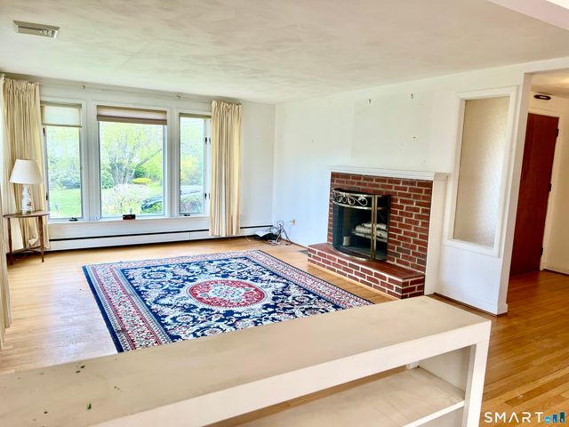 37 Skyline Drive, Farmington, CT 06032