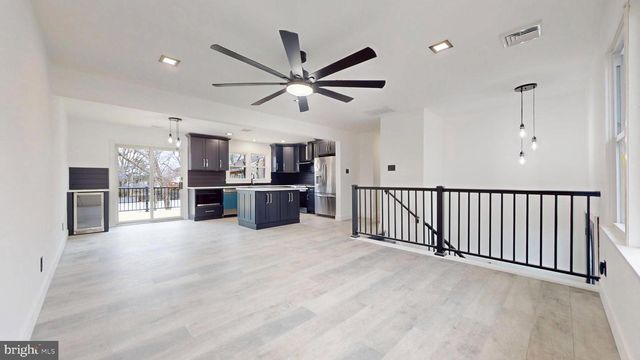 15 WAYNE DR, Somers Point, NJ 08244