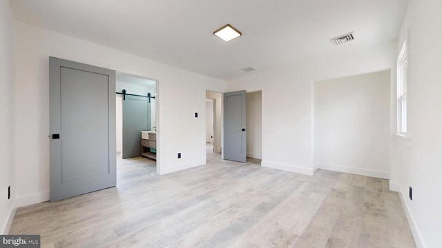 15 WAYNE DR, Somers Point, NJ 08244