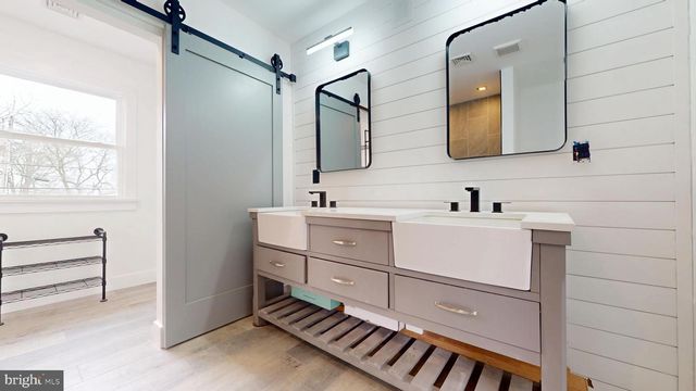 15 WAYNE DR, Somers Point, NJ 08244