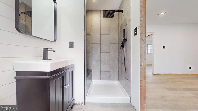 15 WAYNE DR, Somers Point, NJ 08244