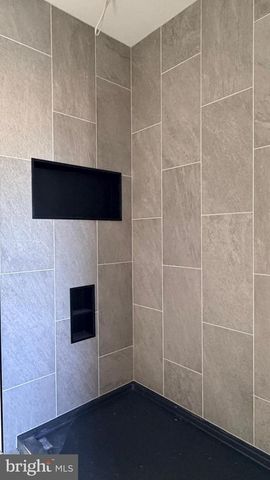 15 WAYNE DR, Somers Point, NJ 08244