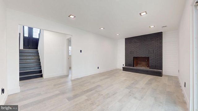 15 WAYNE DR, Somers Point, NJ 08244