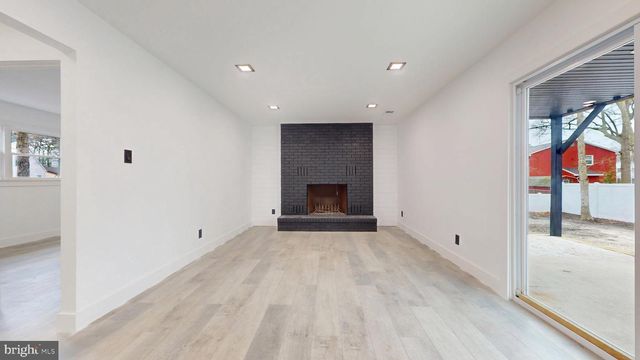 15 WAYNE DR, Somers Point, NJ 08244