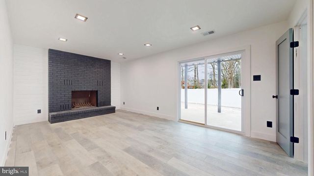 15 WAYNE DR, Somers Point, NJ 08244