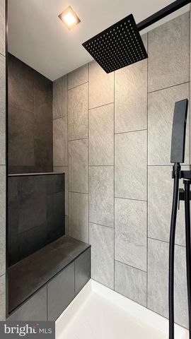 15 WAYNE DR, Somers Point, NJ 08244