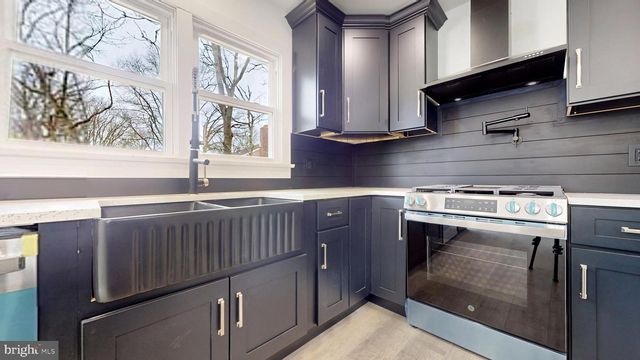 15 WAYNE DR, Somers Point, NJ 08244