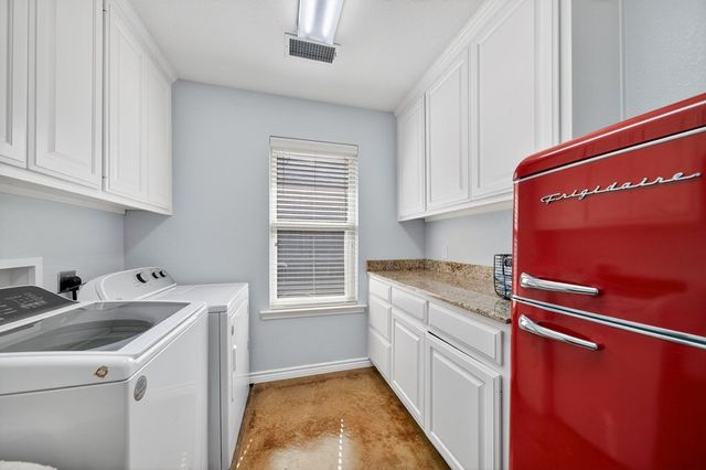 5804 Sabine Dr, Midland, TX 79707