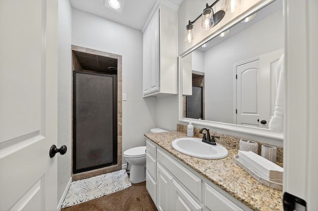 5804 Sabine Dr, Midland, TX 79707