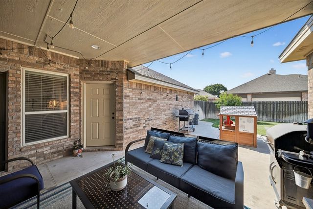 5804 Sabine Dr, Midland, TX 79707