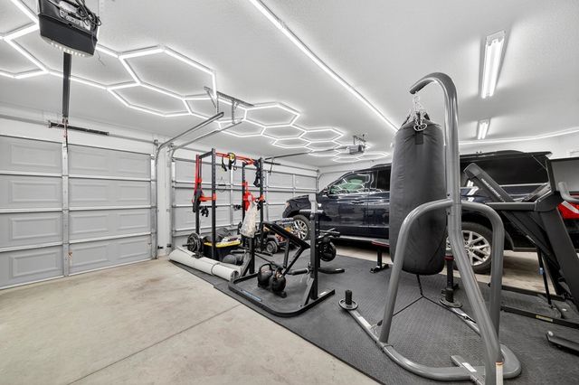 5804 Sabine Dr, Midland, TX 79707