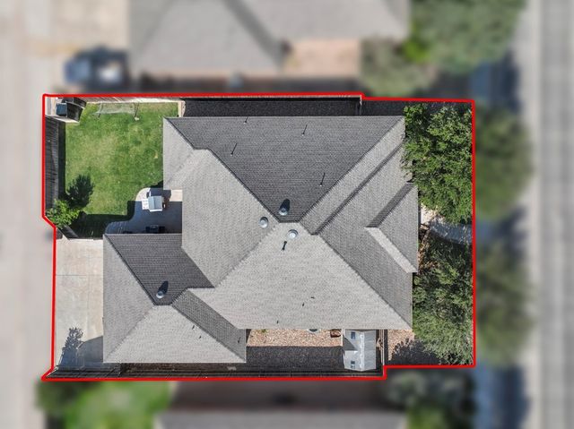 5804 Sabine Dr, Midland, TX 79707