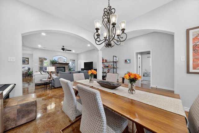 5804 Sabine Dr, Midland, TX 79707