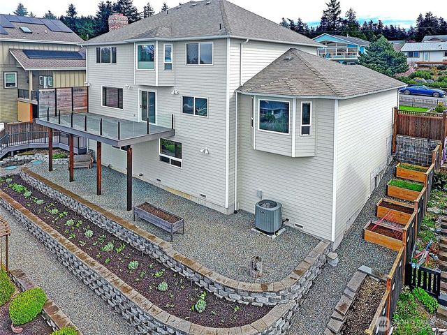 329 Burke Drive, Camano Island, WA 98282