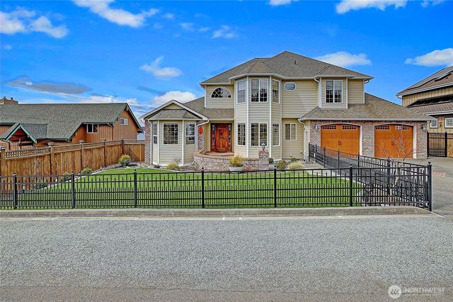 329 Burke Drive, Camano Island, WA 98282