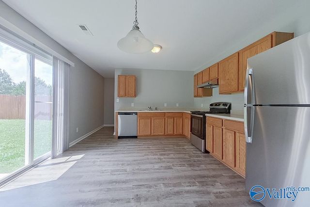 326 Kenneth Boulevard NW, Madison, AL 35757
